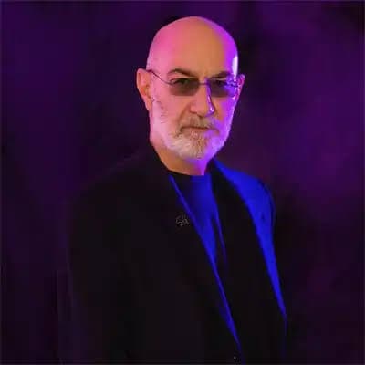 سیاوش قمیشی
